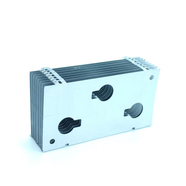 Quality Spraying Surface Processing OEM Aluminum Extrusions Profile CNC Machining Silver Anodizing for sale