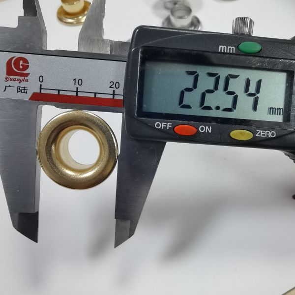 Factory Wholesale Thickened High Quality Brass Metal Eyelet With Prong Tent Canvas Clothing Eyelet