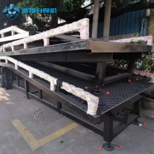 China 10T-10M Customized Black Segmented Portable Loading Docks Hydraulic Dock Ramp on sale China 10T-10M Customized Black Segmented Portable Loading Docks Hydraulic Dock Ramp on sale