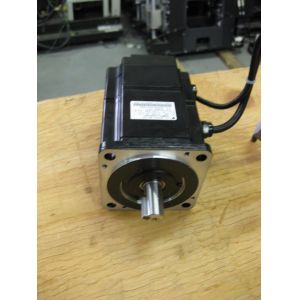 Yaskawa SGMPH-08A1A-YR13 AC SERVO MOTOR 750W 3000RPM 200V 4.1A NEW