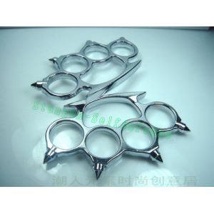 Terminator thorn brass knuckles duster