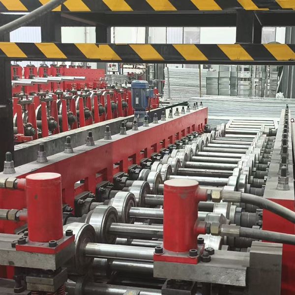 3 KW Cable Tray Lid Machine Steel Construction For Superior Performance