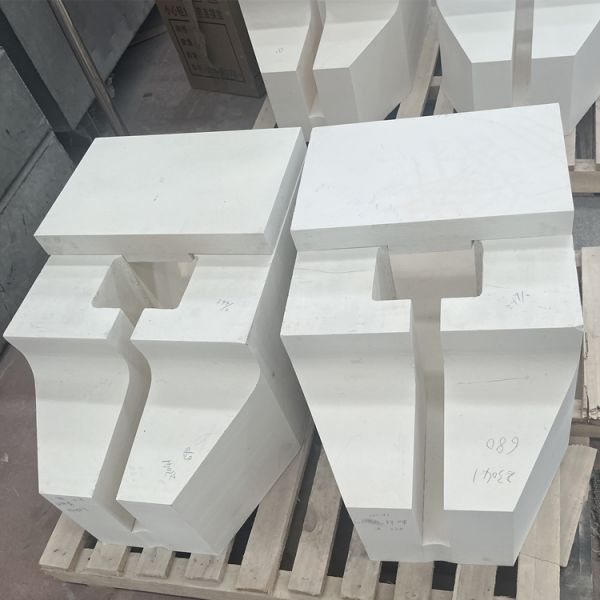 40-52% Al2O3 Content AZS Spouts Stirring Rods for Special Shaped Glass Furnace Burners