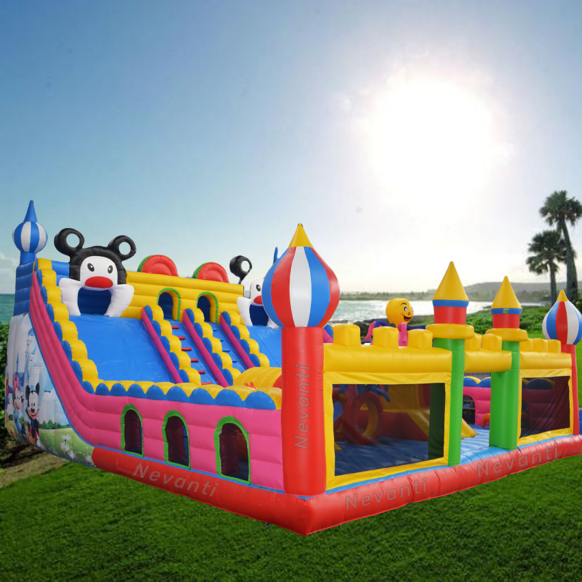 Design PVC Inflatable Naughty Castle Bounce House for Kids Aged 8-13 Years