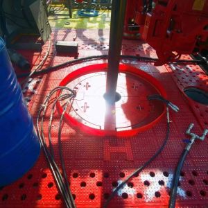 Red Anti Skid Mat ZP Type Rotary Atble 30mm Plastic Non Slip Mat For Drilling