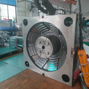 multi cavity mould for injection plastic components with customized service in