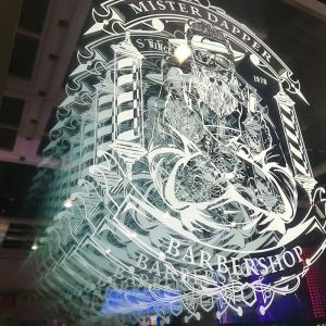 Factory Direct Sale Illusions 3D Led Infinite Mirror Signage Barber Shop 3D