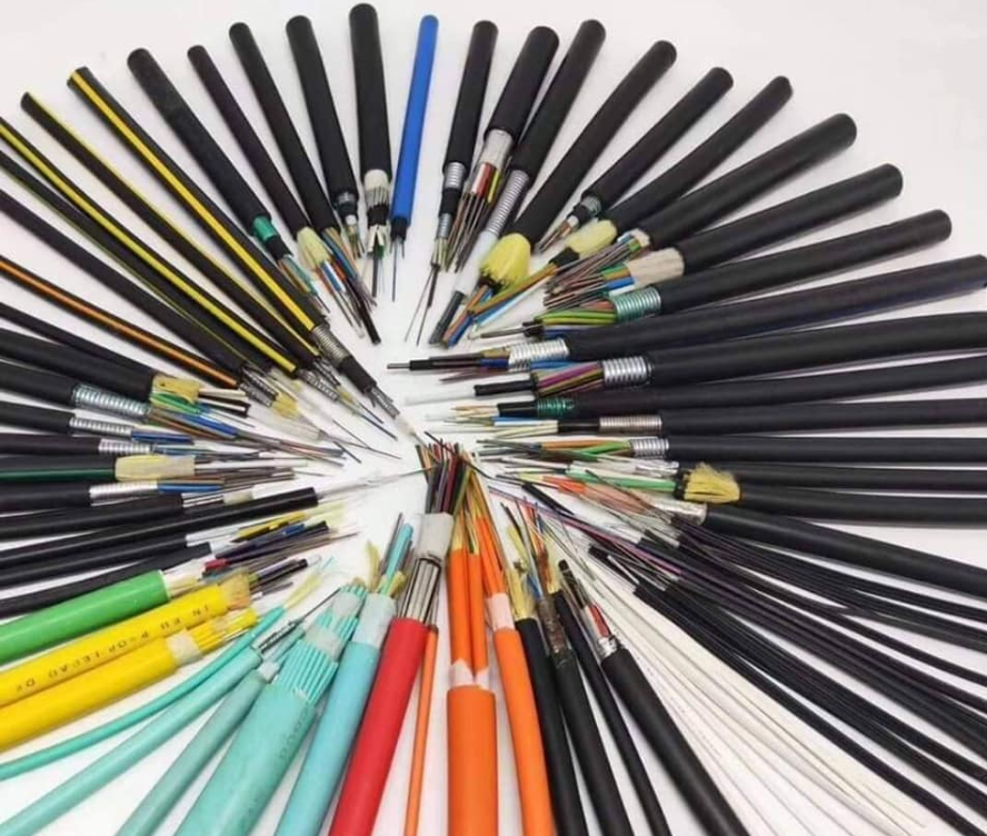 LSZH Jacket 2km/Drum FTTH Fiber Optic Drop Cable Black White Colour