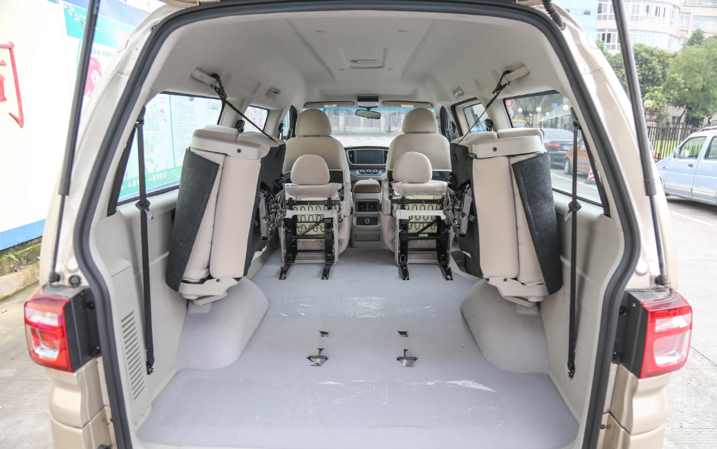 Dongfeng Pure Electric Cargo Van Car with Ternary Lithium Ion Battery Energy Vehicle