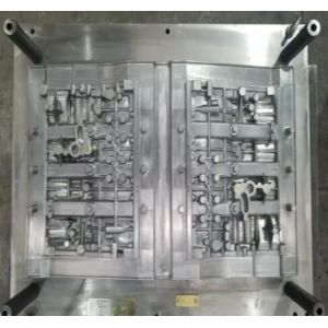 China Aluminum Alloy Casting Cylinder Head Mold Fine Finish Lost Foam Casting on sale