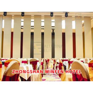 China Customized Acoustic Movable Office Wall Systems with Sound Insulation Max 56dB Up to 18M Height and 1.2M Width per Panel on sale