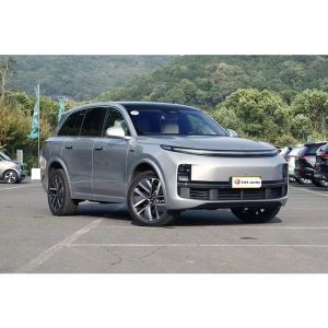 Li L8 's Year 2022 Luxury Large Home SUV with High Torque and Advanced