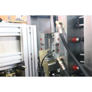 Anti - Vibration Structure Automatic Blowing Machine To Make Plastic Bottles
