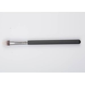 Private Label Precision Tapered Makeup Brush For Concealer Application
