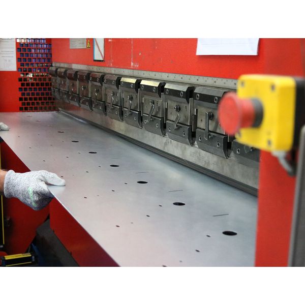 Anodizing Carbon Steel CNC Metal Bending Aluminum Sheet Metal Fabrication Services