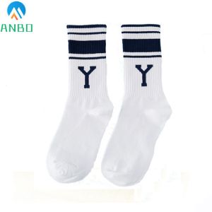 Wholesale knee High character skate socks for men from china suppliers