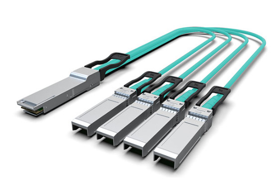 Quality 40G QSFP+ to 4x10G Breakout AOC(Active Optical Cable) Cables (Length customed) qsfp 40g aoc for sale