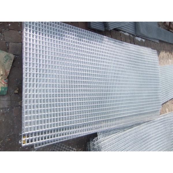 Easy Setting Up Weld Mesh Fence Panels 2x2 Inch Hole Size With 6 Gauge Hardware Cloth