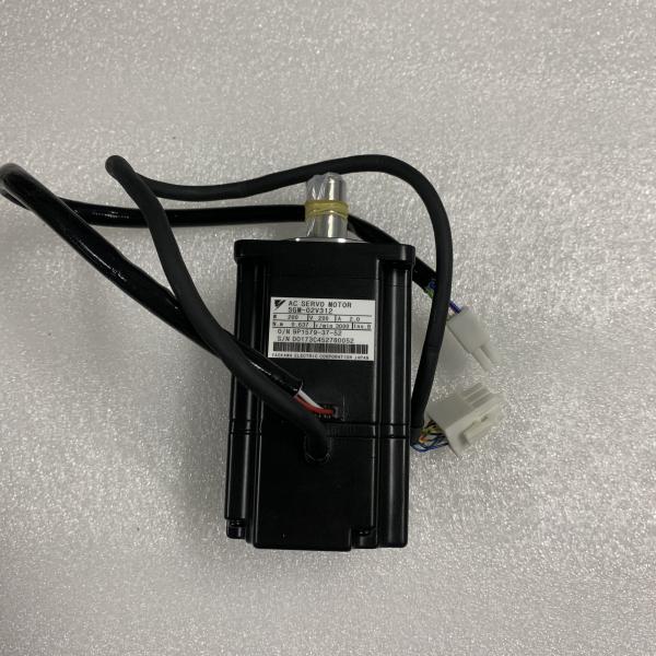 Yaskawa SGM-02V312 AC SERVO MOTOR 200W 200V 2A 3000RPM NEW