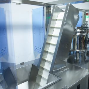 SryPlas-4 Automatic Liquid Filling Machine PreFilled Syringe Sealing Aseptic