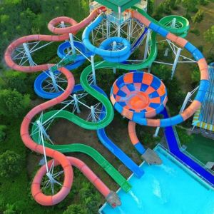 Water Play Equipment Tube Closed Spiral Slide Fiberglass Custom Design Aquatic