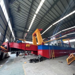 75T Winch Suction Vessel River Cleaning With Ship Inspection Certificate