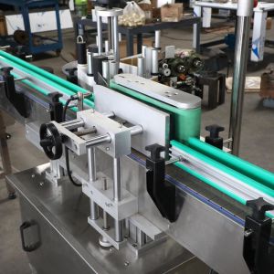 Vertical Round Wine Bottle Sticker Labelling Machine Original Pneumatic Roller