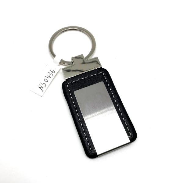 Quality Classic Leather Keychain Holder With Customized Pattern Packaged In Polybag for sale