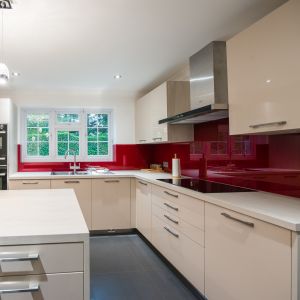 U Shape High Gloss Beige Acrylic Kitchen Cabinet With Wine Rack