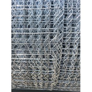 China 2.8 MM Welded Galvanized Pipeline Wire Mesh Anti Corrosion CWC Reo Mesh Roll on sale China 2.8 MM Welded Galvanized Pipeline Wire Mesh Anti Corrosion CWC Reo Mesh Roll on sale