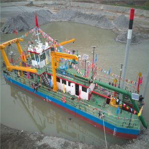 24 Inch Hydraulic Lake Mud Dredger with Diesel Engine Power and Siemens PLC