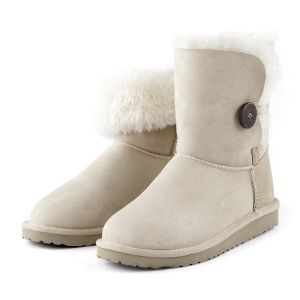China Unisex Lined Sheepskin Snow Boots For Winter Faux Fur on sale