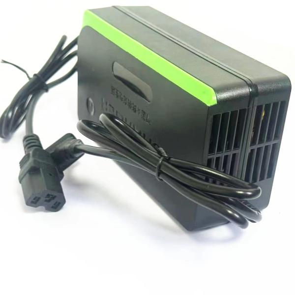 48V3A 48V20Ah Lithium Lead Acid Scooter Battery Charger Outdoor Waterproof