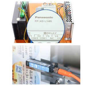 220V Flat Labeling Machine , Round Bottle Labeler With Auto Position