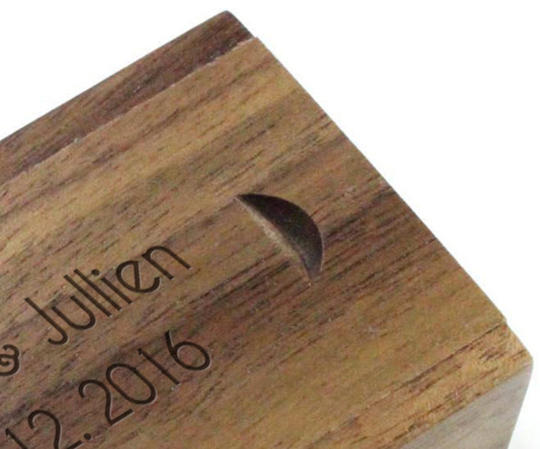 Dark Color Walnut Wood USB Drive With Sliding Lid Wooden Box Vintage Style 6 * 3 * 3cm