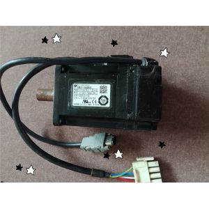 Yaskawa SGMJV-04ADD6S AC SERVO MOTOR 2.7A 400W 3000RPM 200V NEW