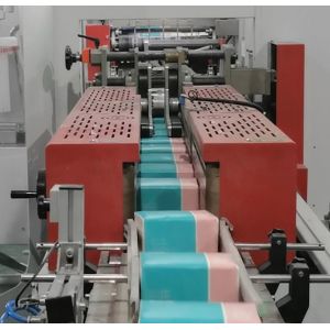 Automatic Grade Automatic Pillow Type Wet Tissue Wrapping Machine with CE