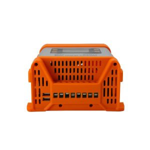 LCD Lightweight MPPT Charge Controller , Practical Solar MPPT Controller