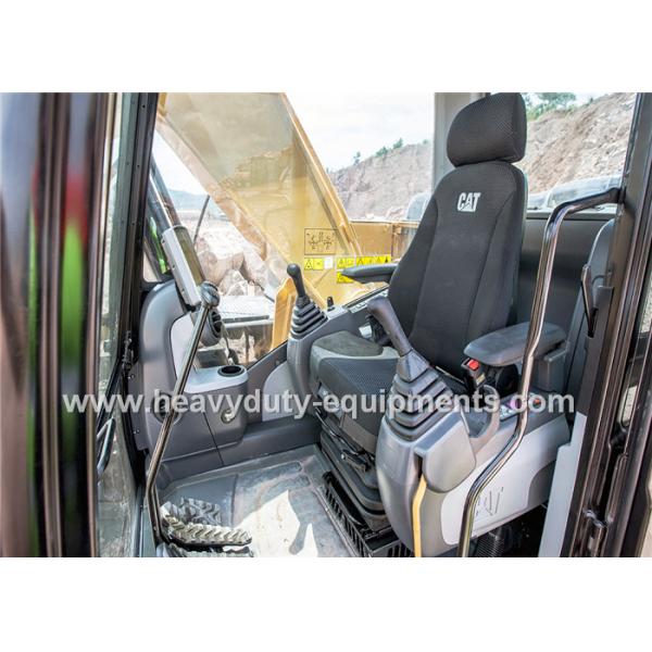 midsize excavator, CAT brand with 1.3m³ bucket capacity, 323D2L, 116KW net power