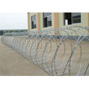 Galvanised Barbed BTO 22 Razor Wire Rust Resistance Concertina Wire For Prison