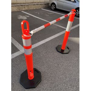 Plastic Road Separator Spring Post with 6kg and 8kg PE T-Top Bollard Post