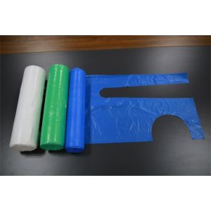 Coloured 27x42" Disposable PE Apron Flat Or Roll Packing For Kitchen Cleaning