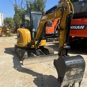 Used Crawler Type CAT 303.5E Excavator Second Hand Mini Excavator 3500KG