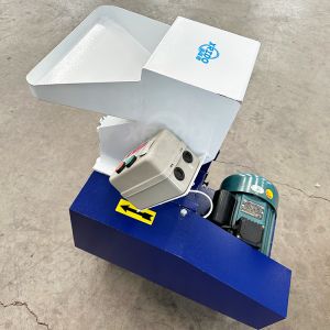 High Efficiency Plastic Crusher with 8-10 Years Lifetime and Easy Operation for