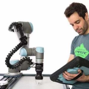 Easy Program 5Kg Cobot Robotic UR10 as Flexible Picking Machine with EOAT