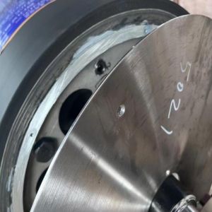 China CFRP Carbon Fiber Rubber Roller 13m EPDM Roller Covering Rubber on sale