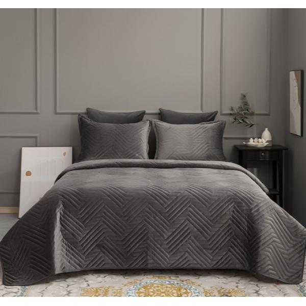 Quality Crystal Velvet Ultrasonic Embossed Bedspread Solid Color Flannel with Cotton Padding Thick Quilted Blanket for sale