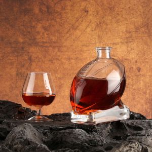 Custom Hot Stamping 500ml 700ml 750ml Clear Glass Liquor Bottle For Vodka Whisky