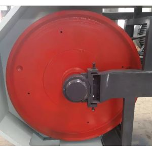 Touch screen controlling thickness horizontal band sawmill for log cutting