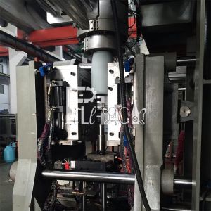 Automatic PC Gallon Bottle Extrusion Blow Molding Machine 82mm Hdpe Drum System